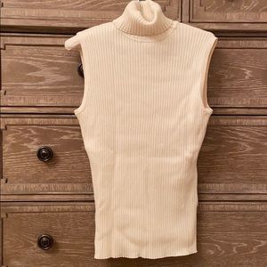 Chadwicks Sleeveless Turtleneck Cream -Large